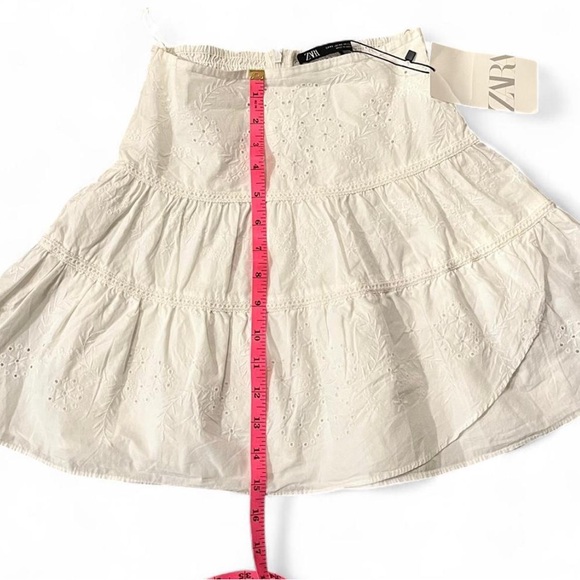 Zara Women's Cream A-Line Skirt - Picture 3 of 4
